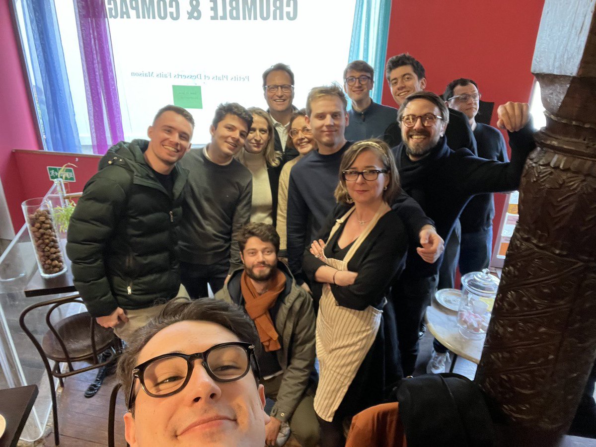 SylvainMaillard's tweet photo. 👍😘 Une belle journée marathon de campagne #Renaissance Paris avec mes colistiers à la rencontre des marcheurs du 7e, du 15e, puis du 6e et 5e, en passant par le 20e puis le 10e. 

Merci à tous pour ces beaux échanges militants toute cette journée.
#REenchtanter #Paris Ensemble! https://t.co/OyPP9zvMf0