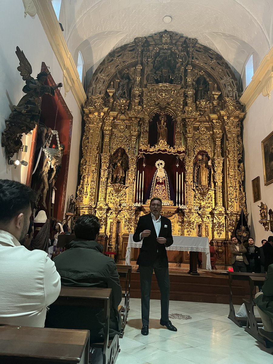 CuaMartinGomez's tweet photo. Más de dos cuadrillas tendrán la suerte de ser los costaleros de la Soledad. 

El ensayo está previsto celebrarlo el 7 de marzo, a las 21h.  

#agarratealclavodelasoledad https://t.co/LjSrYPlOpx