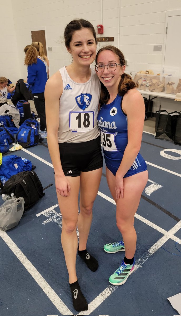 SJORunning's tweet photo. Two seniors. Two lifetime PRs. Two big smiles! Need a hero, role model, and successful alum to watch? Here's two with amazing stories!

#OnceASpartanAlwaysASpartan #OhBagby https://t.co/IBR4yw7PxG