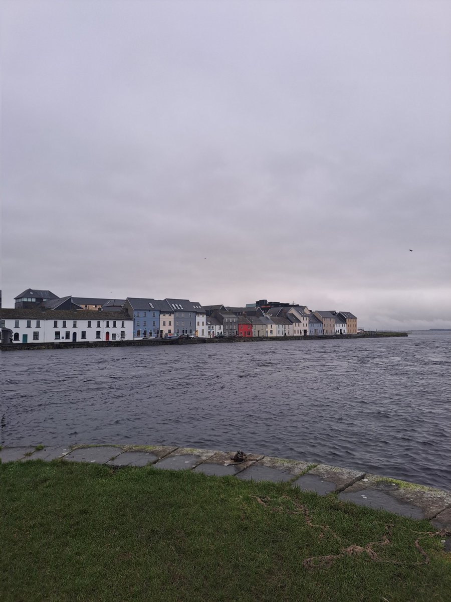 Grey day in Galway #thelongwalk #claddagh #galwaycity
