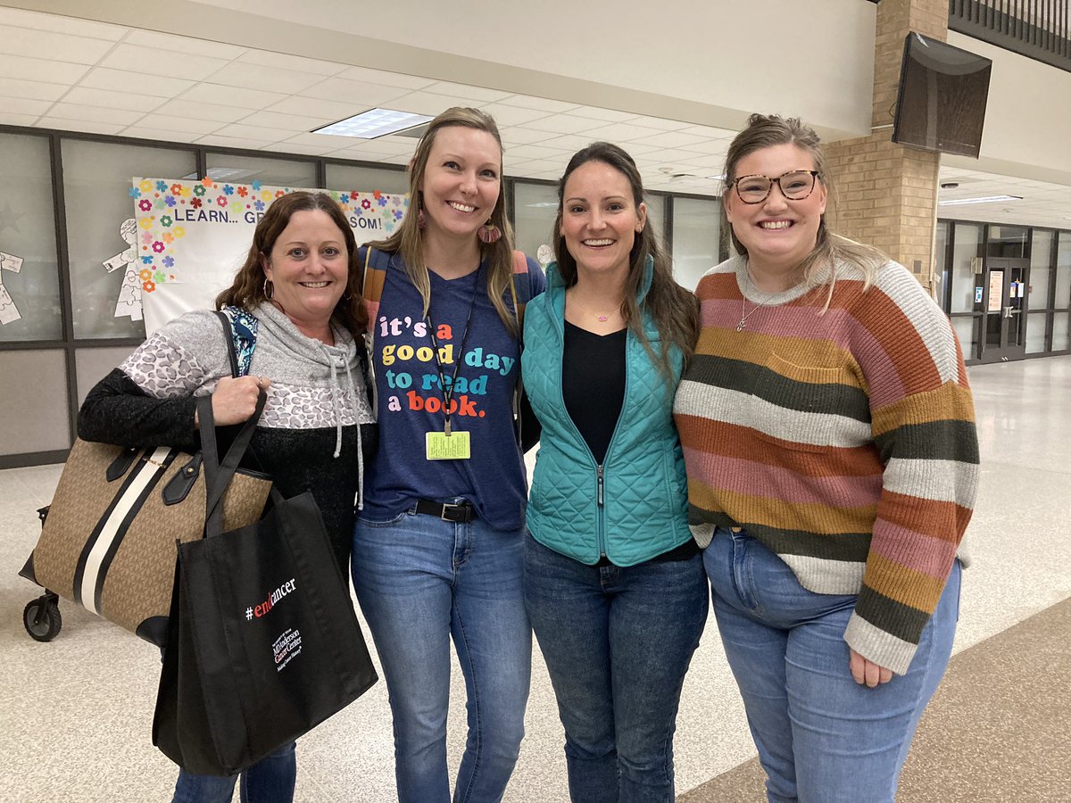 lsyrinek's tweet photo. These dedicated teachers are Empowered to Thrive! @HallHawks https://t.co/I9TwVdzR67