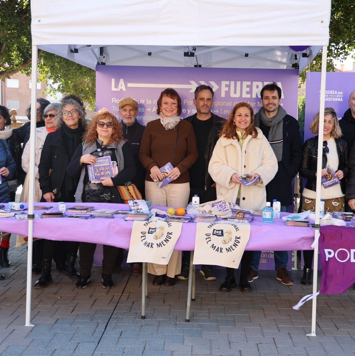 EgioVictor's tweet photo. Si no lo digo, reviento. Mi voto ha servido para subir el SMI 265€ desde 2019, poner en marcha el ingreso mínimo vital, poner un tope al gas y frenar la inflación, ganar nuevos derechos y combatir a la ultraderecha. Y así va a seguir siendo #TuFuerzaTransforma #YoConPodemos https://t.co/aT0K0NEqrI