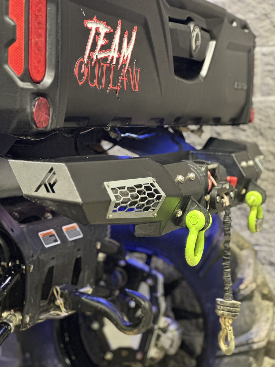 ThumperFab's tweet photo. The Famous Ricky & The Boss THUMPED out @CanAm Defender๐ค๐ผStay tuned, the build must go on๐คฉ #rickyandtheboss #highlifter #defender #offroad https://t.co/Puee07XBpA