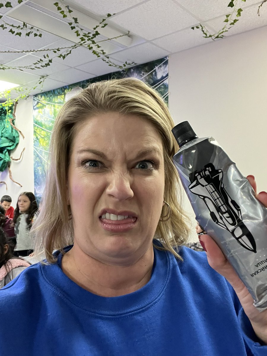 RangeElementary's tweet image. More astronaut food taste testing fun🤣🤣 @mesquiteisdtx @NASA