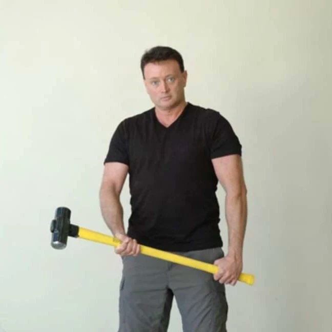 scottbolan's tweet image. #flashbacksaturday Scott Bolan armed with a Sledgehammer at Black Belt Magazine's HQ in Southern Cal 2010 😎😁
.
.
.
.
.
#scottbolan #bolanstrong #martialarts #brucelee #jeetkunedo #ninjutsu #combatives #blackbeltmagazine
