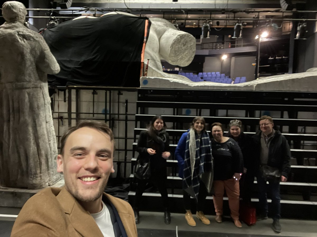 @th_cote_coeur <a href="/theatredunord/">Théâtre du Nord</a> <a href="/yann_le_galopin/">yann</a> <a href="/draftycuriosity/">Léa GOUJON</a> <a href="/4eme_mur/">Le 4eme Mur</a> @_MDT_ <a href="/RadioMortimer/">Radio Mortimer</a> Coucou !