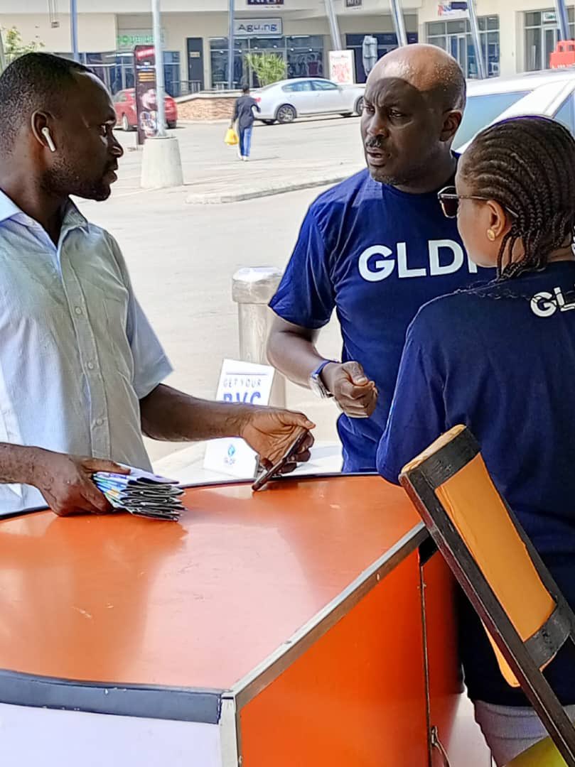bjfadase1's tweet photo. Had a fulfilling 🤗 time joining other @gldf_nigeria team and volunteers in carrying out a PVC DRIVE at City Mall, Lekki.
Encouraging shoppers to get their PVC’s, Plan to vote and ans FAQ’s about upcoming elections.
PVC collections ends 29th Jan 2023
#gldfpvcdrive https://t.co/rAHFnNDPWl