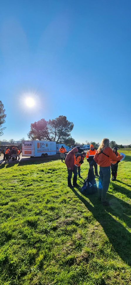 slocountyinfo's tweet photo. CALFIRE_SLO: 1.21.23
#CALFIRESLU #Toro #Nacimiento #Handcrews assist the @SLOSheriff #SART (Search and Rescue Teams) with the search for  5-year-old Kyle Doan. https://t.co/UQCo1MHazv