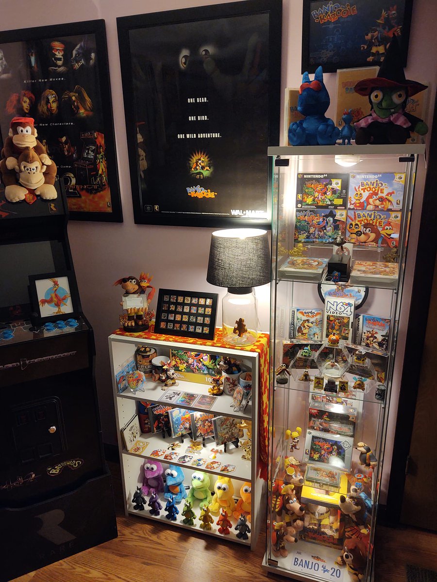Here's a 2023 update of the bulk of my Banjo-Kazooie collection. The lighting is a welcome addition!

Always on the hunt for more 🐻