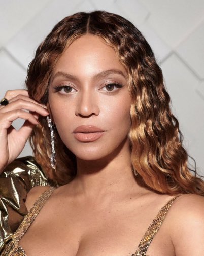 FACE CARD NEVER DECLINE