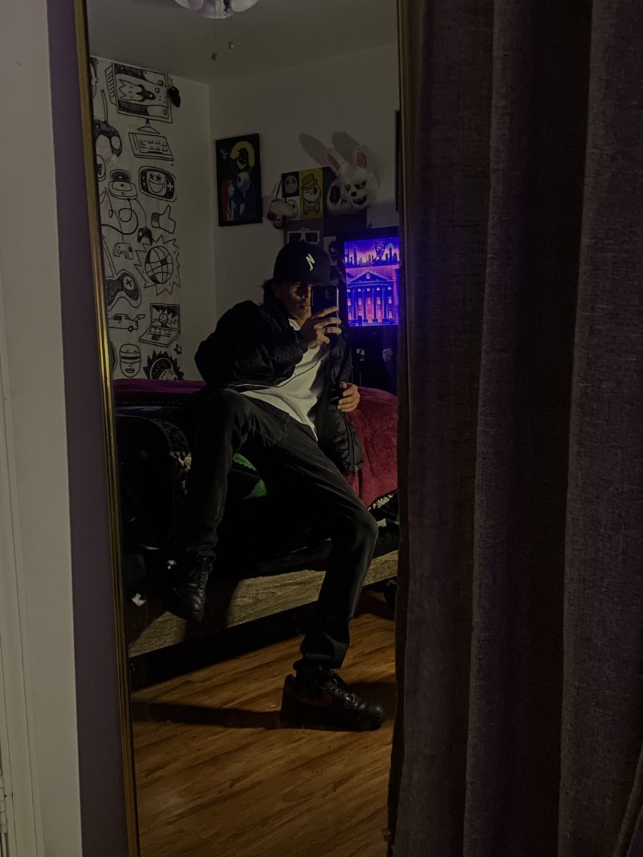 lonzo0302's tweet photo. no competition needed👹 https://t.co/sdDRaXea6r