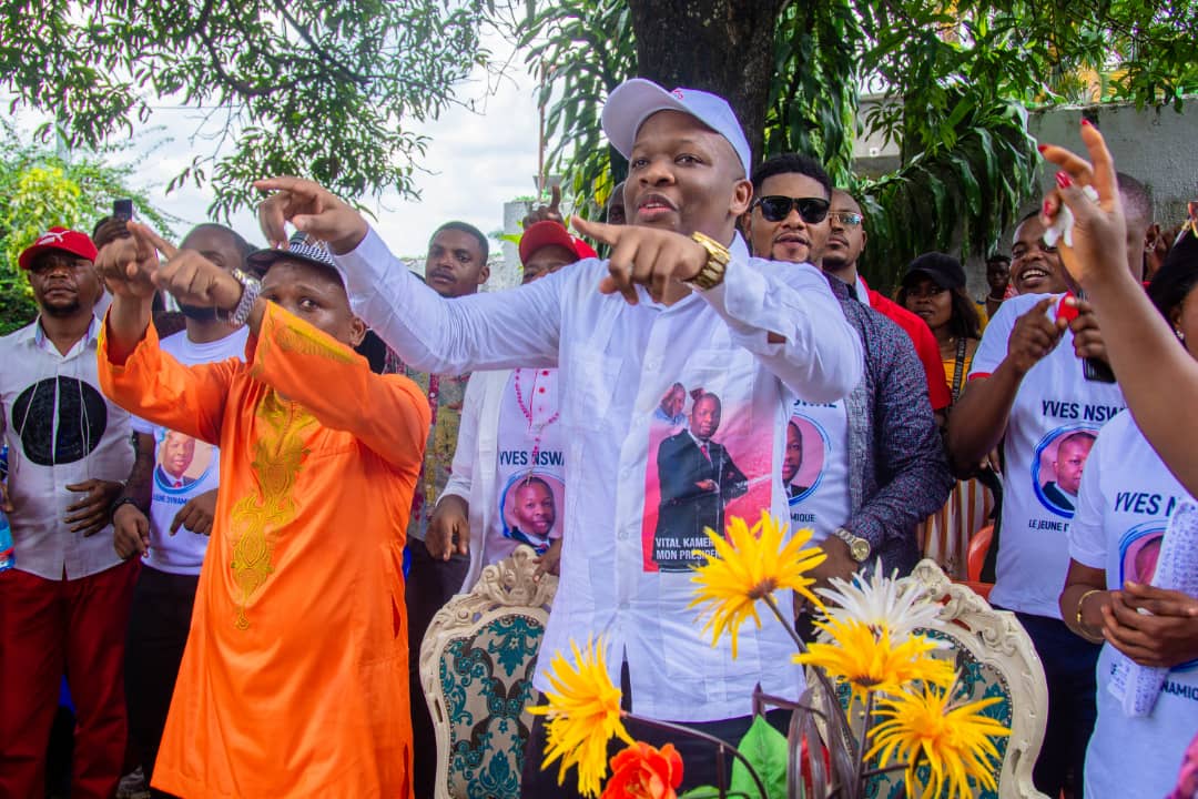 drjckisoni's tweet image. L&apos;#OBJECTIF150ELUS du Sg @BillyKambale1 doit être pris très au sérieux. Après la #redynamisation et l&apos;#implantation du parti sur toute la RDC just après sa nomination suivie de la #KAMERHISATION alors que les autres partis étaient distraits, la vague d&apos;enrolement populaire (1)