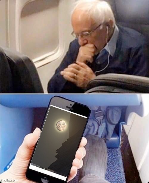 Lots47's tweet photo. #berniesanders #gowrix #moon @Gowrix1 https://t.co/xDBNJ5vJ24