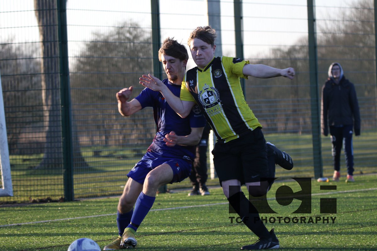 PhotographyTcf's tweet photo. Superb 2nd half from what I saw today from @BridRovers be great if you can drop me a message and I can sort a bit of a report out for @BloomersEric @BridFreePress some good players on show #football #3g #notfrozen https://t.co/4BHBA9fhoT