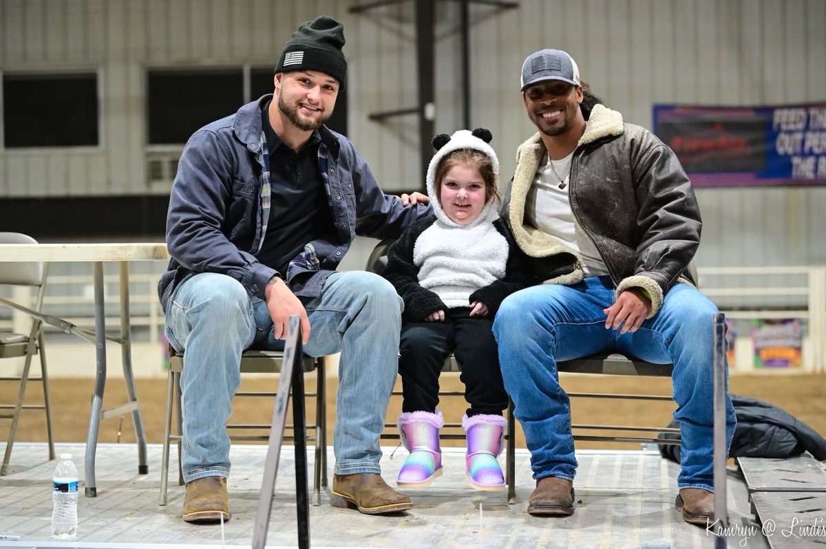 steele chambers tweet media