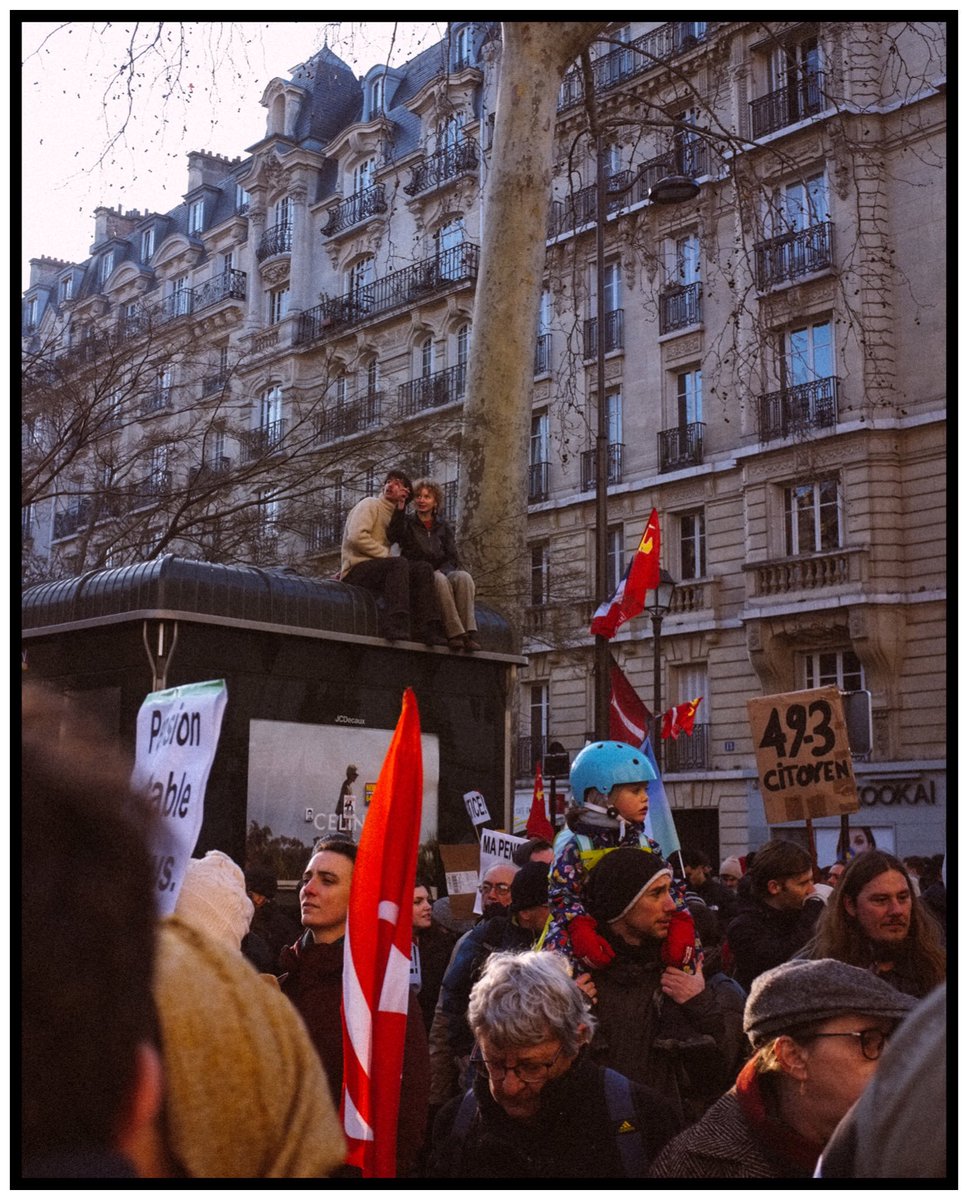 marxattakk's tweet photo. Retour en photos sur la manif d’aujourd’hui ! #manifestation21janvier https://t.co/ZoZdIjvE7o