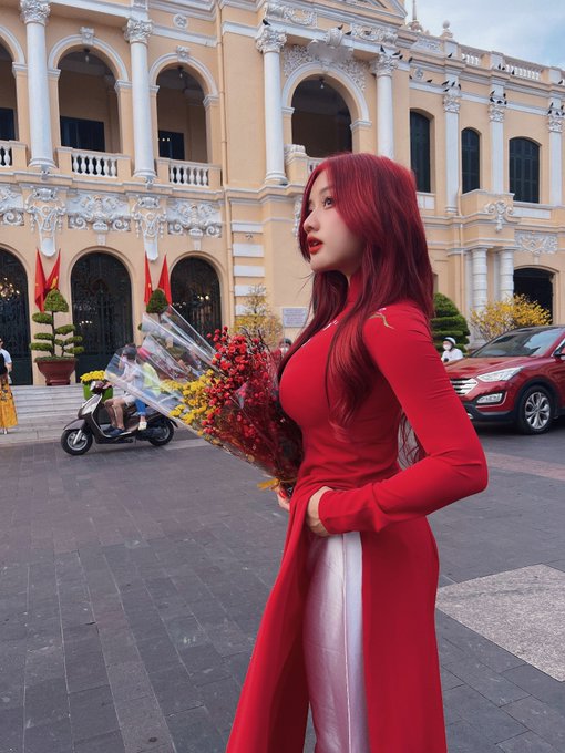 Happy lunar new year 🧧 🐰 https://t.co/babth5U9ed
