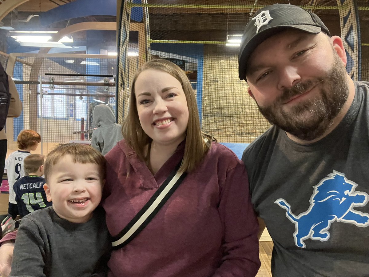 With so much negativity over the layoffs, which I was affected by as well, I’m choosing to find some positives. Going to use this opportunity to improve myself personally &amp; spend time with the family that is way overdue and much needed. #dadlife