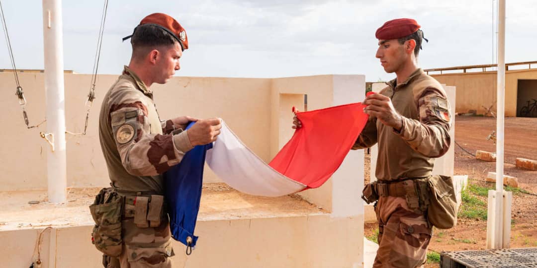 Actualite.bf (@actualitebf) on Twitter photo Le #BurkinaFaso a acté le départ de l’armée française de son territoire actualite.bf/le-burkina-fas… via <a href="/ActualiteBf/">Actualite.bf</a> #Lwili #France #Burkina #Sécurité Le #BurkinaFaso a acté le départ de l’armée française de son territoire actualite.bf/le-burkina-fas… via <a href="/ActualiteBf/">Actualite.bf</a> #Lwili #France #Burkina #Sécurité