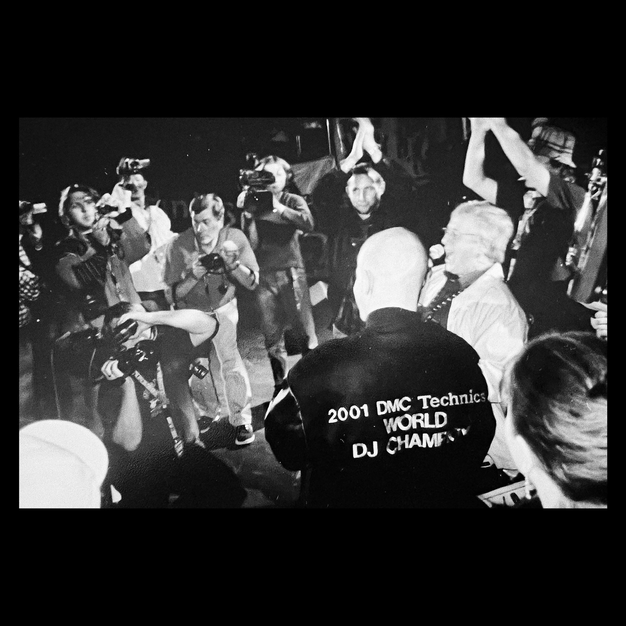 m-on-twitter-supply-10-album-collection-each-with-10