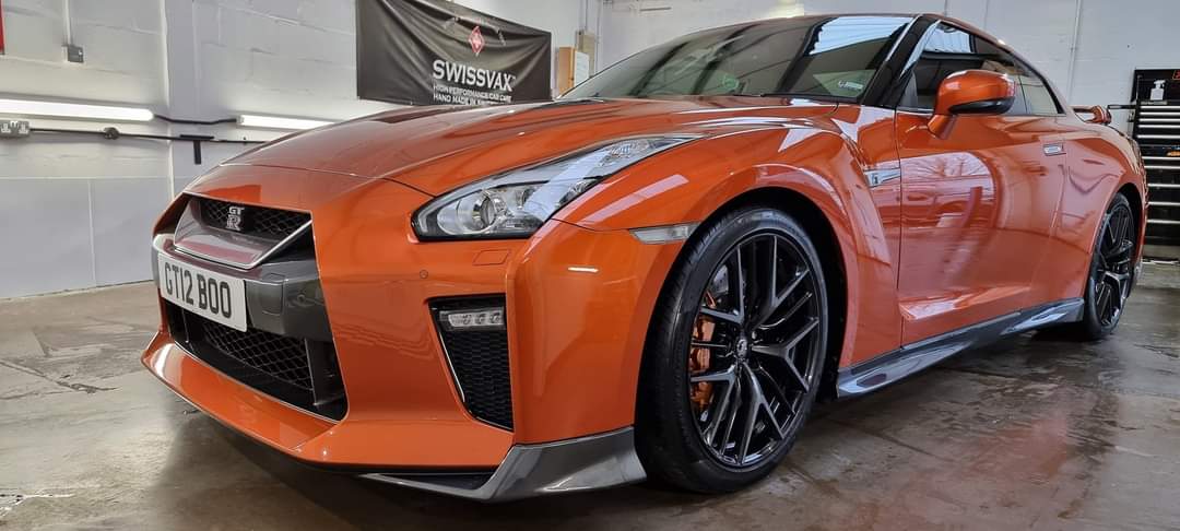 obsessions_mcd's tweet photo. #nissangtr35 ceramic coating 🔥 
#gtechniq #detailingcars #sexycar https://t.co/RUpCjzOso1