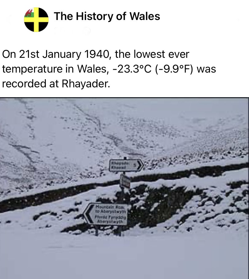 WMSCymraeg's tweet photo. Wow! ROEDD HI’N OER TU HWNT!! 🥶❄️🌨️☃️ @Humanities_WMS https://t.co/jzsEWV19fW