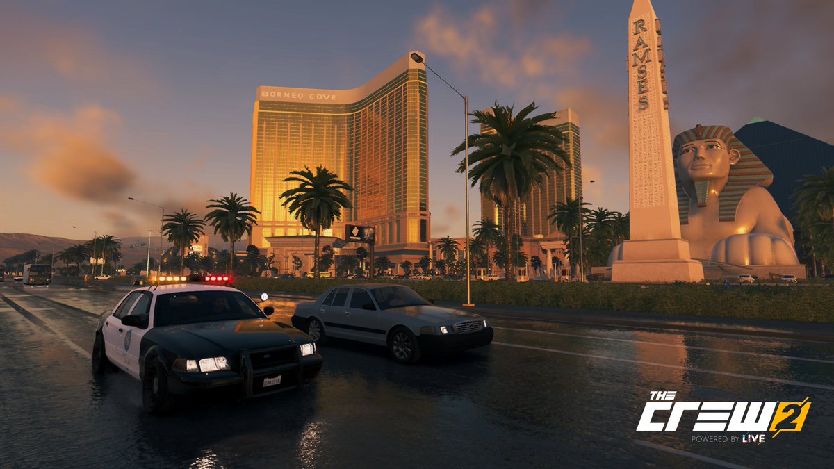 imaginox9's tweet photo. Police Crown Victoria in Las Vegas #PS4share https://t.co/1NQ5rOjjZ0