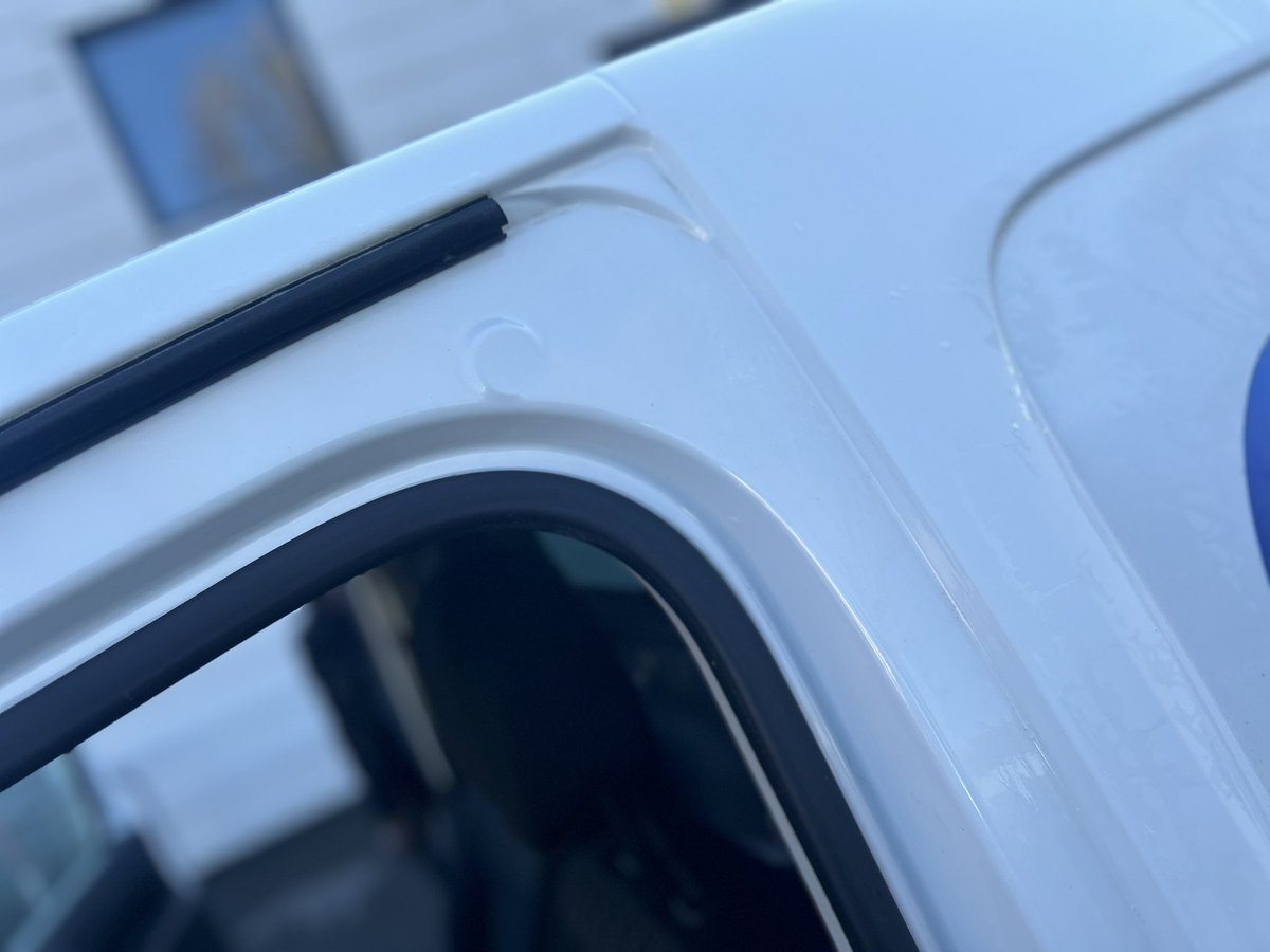 Pierrechance44's tweet image. Voici le petit bébé, tout beau, tout propre , prêt à reprendre la route.
Merci à la société qui m’a fait confiance. 

#NetPro
#nettoyage
#vapeur 
#KANGOO
#nettoyageauto
