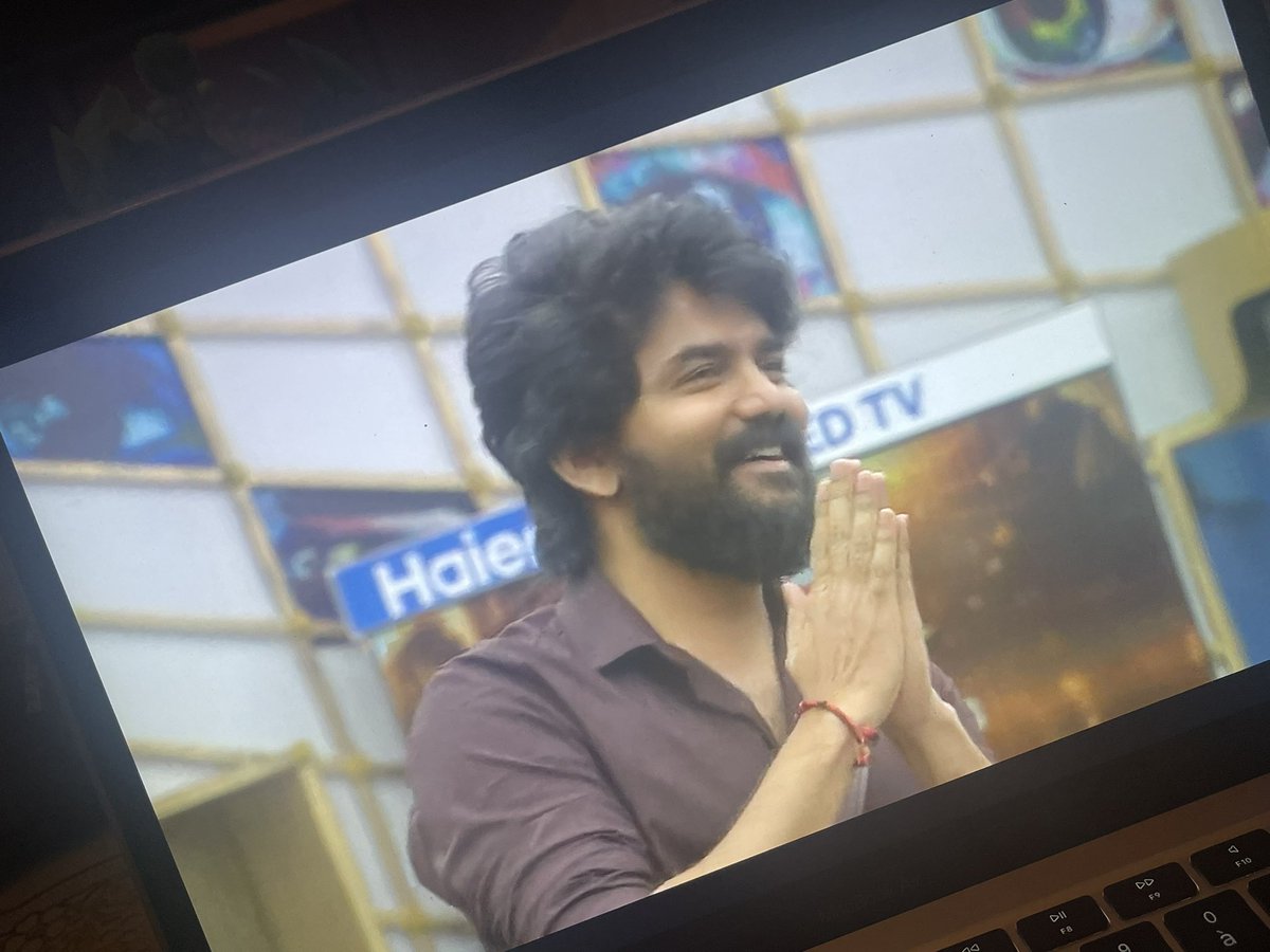 r_lydds's tweet photo. #BiggBossTamil6 Finally Kavineeeeeeeeey ♥️
@DiNeshChiNkU @BBFollower7 @vijaytelevision @Kavin_m_0431 #DadaTeaser #dada https://t.co/o8rASAjgCD