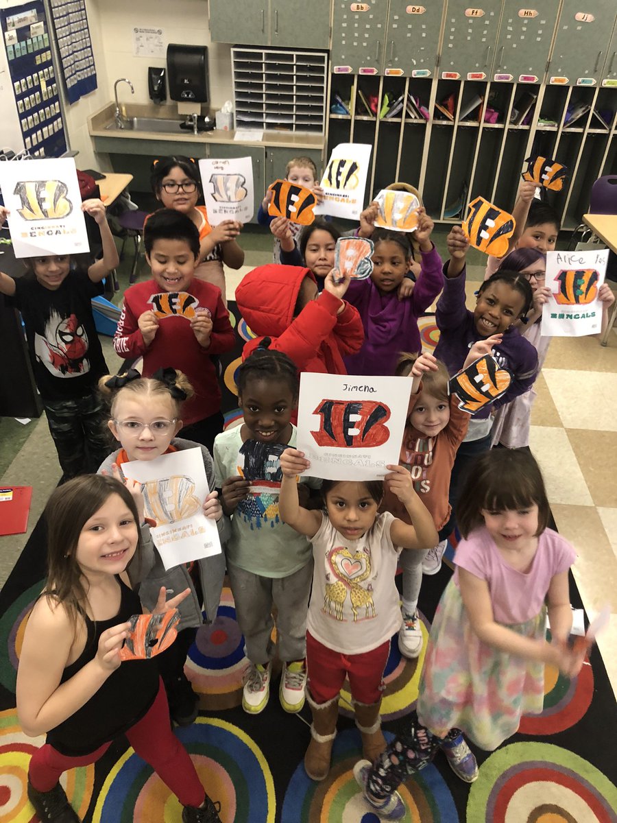 AshdownMayfield's tweet photo. Let’s go Bengals!  #RuleYourSchool @Bengals @MayfieldTweets https://t.co/dFFoWyHDYt