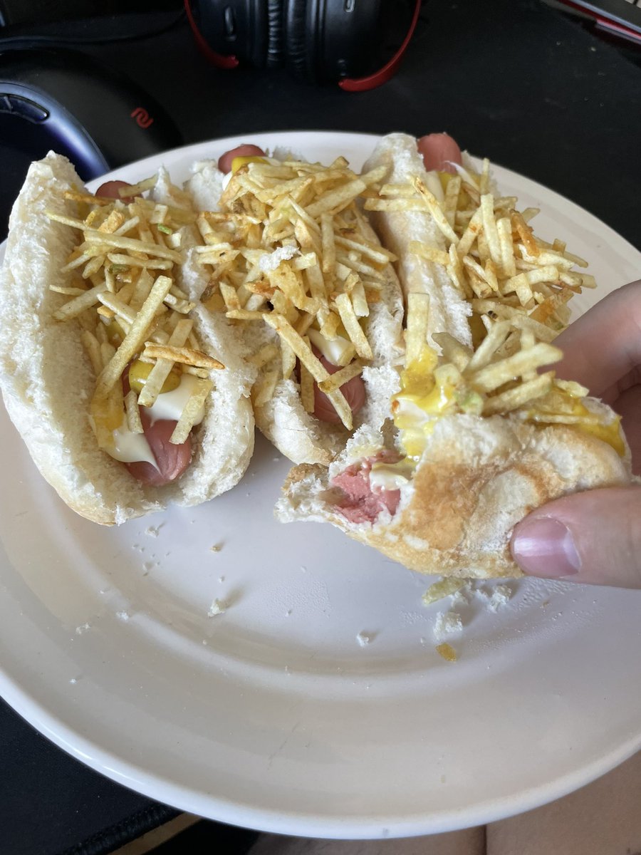 gonchobanzas's tweet photo. En un mundo justo, esto equivaldría a una o dos estrellas Michelin https://t.co/ycjw10v3Bc