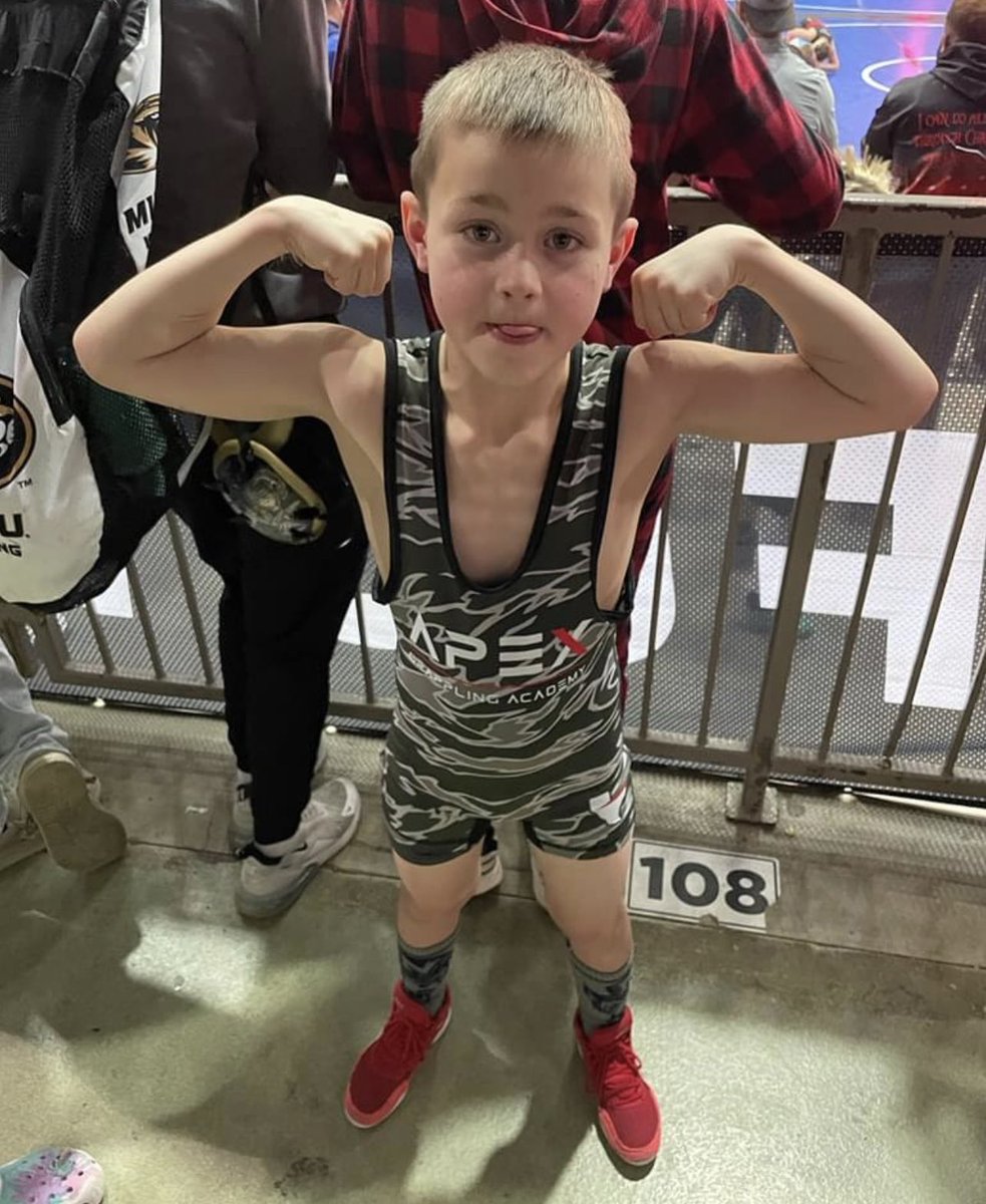 Katie Hauder tweet media