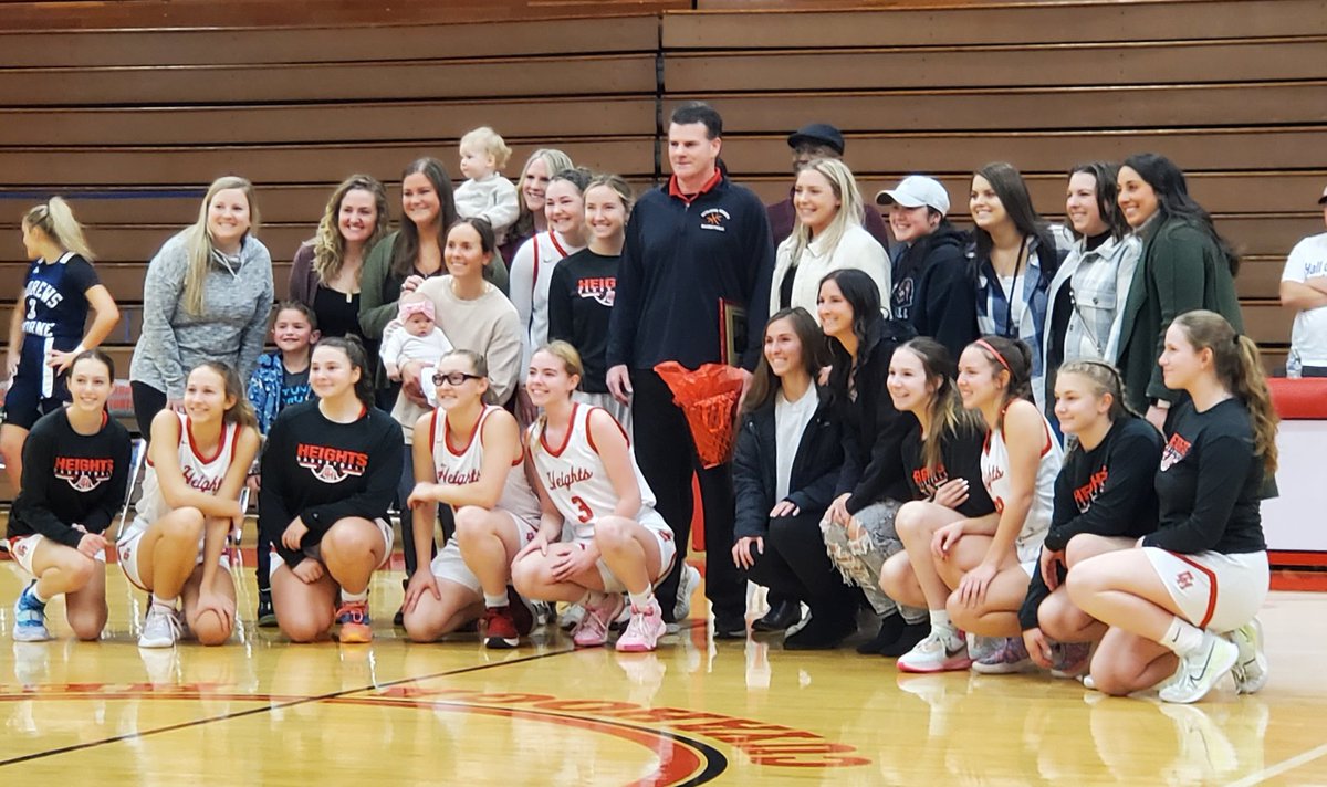 scottdetray's tweet photo. Coach Al Martin was recognized during pregame for achieving his 300th career win earlier this season. He was joined on the court by players he had coached over his career at Cuyahoga Heights. Congratulations Coach Martin! https://t.co/uUfHF3coSR