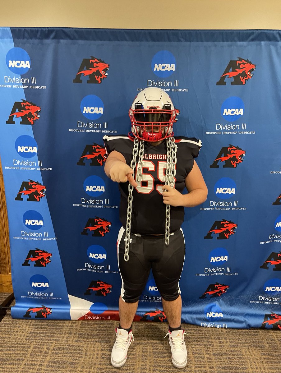 AnthonyShimkus1's tweet photo. Thank you so much @CoachWeaverAC and @Albright_FBall for having me on a visit to see your amazing campus! https://t.co/IFpcwurPD7