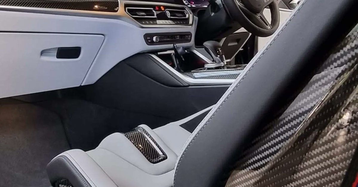 obsessions_mcd's tweet photo. Full fat 😋 M4 competition - 
Paintwork, alloys and calipers coated with #gtechniq. Interior carbon seats coated with crystal serum light. Leather coated with #gyeon Leather shield. Hubs dusted with clear coat https://t.co/hEr1xOmFJI