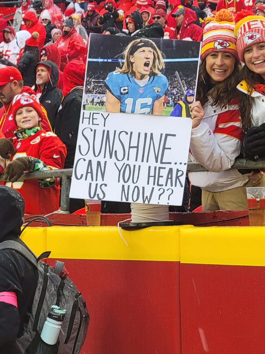 adamteicher's tweet photo. A sign in the crowd at Arrowhead https://t.co/Io5TQBeqmp