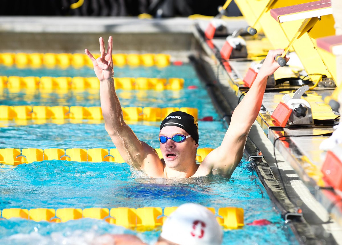kylesockwell's tweet photo. LEON MARCHAND JUST BROKE THE NCAA RECORD WITH A 3:31.84 IN THE 400 IM 🤯

FASTEST TIME IN HISTORY!! https://t.co/rMMPtl35HP
