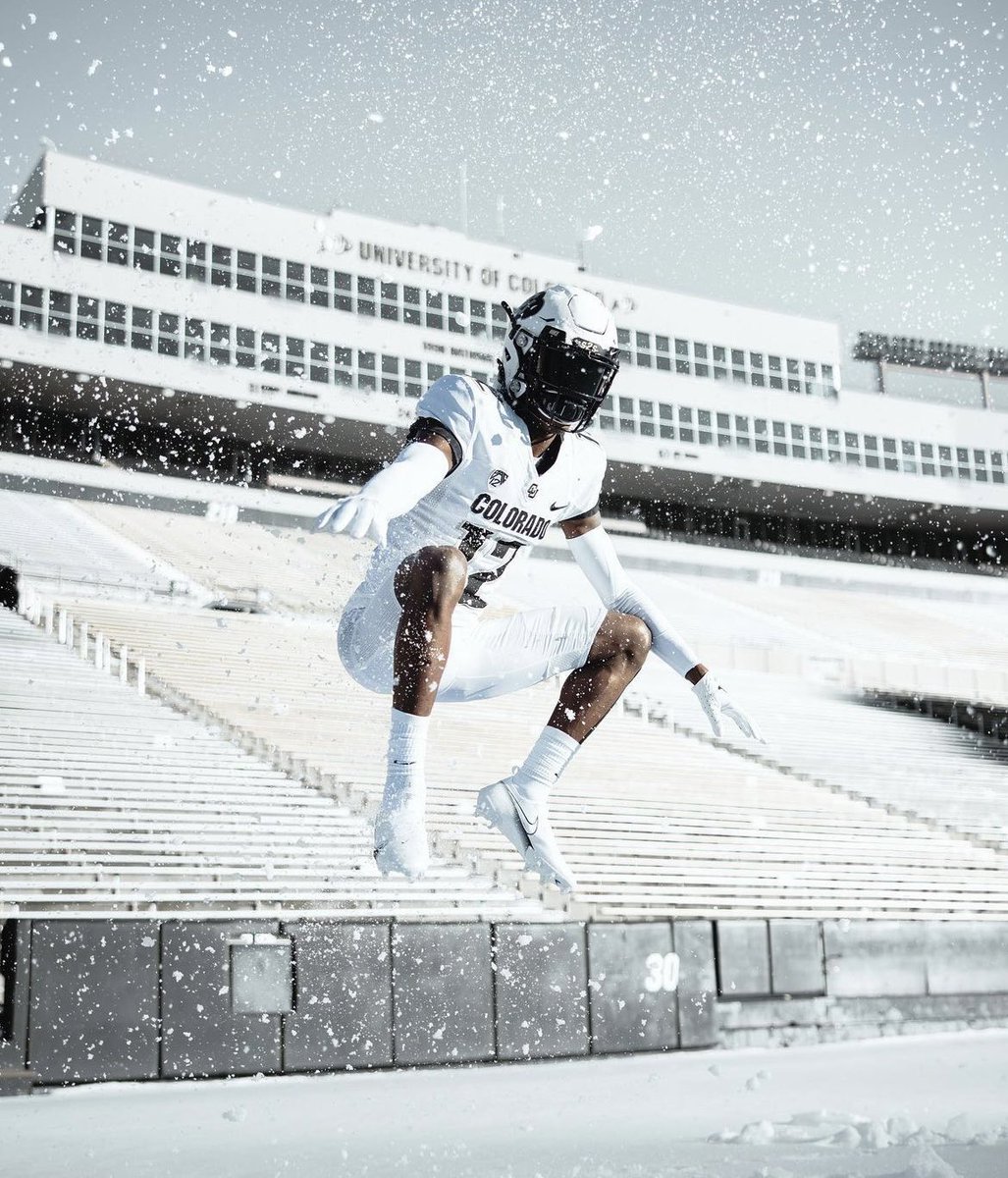 #AGTG💫.. After a great conversation with <a href="/CoachDancyVI/">Coach Vincent Dancy</a> I am extremely BLESSED to receive my 13th offer from The University of Colorado 🦬.. #GoBuffs #RecruitGoula … <a href="/CoachNickWill/">Nick Williams</a> <a href="/DeionSanders/">COACH PRIME</a> <a href="/JeremyO_Johnson/">Jeremy Johnson</a> @RWrightRivals <a href="/adamgorney/">Adam Gorney</a> @TheJeffTakeWXXV <a href="/GoulaAthletes/">Pascagoula_Athletics</a>