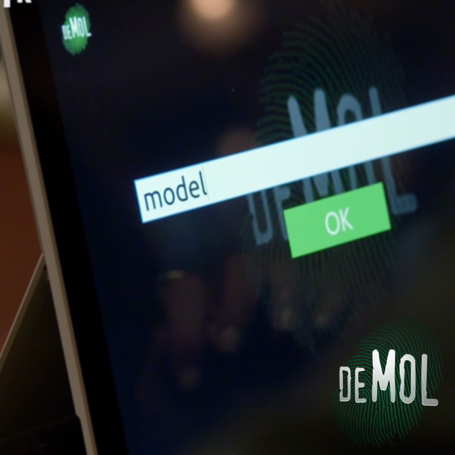 WIDMHints2023's tweet photo. 🧐 Anke en Nabil kiezen voor het woord ‘Model’, het woord van Jurre &amp; Annick. Met deze letters kan je ‘de Mol’ maken.

Alle hints &amp; aanwijzingen van #widm #wieisdemol aflevering 3: https://t.co/SwZTpltExK https://t.co/9Bj3kah1h3