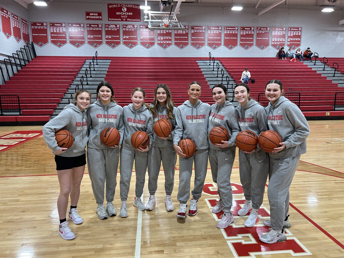 This team right here had an awesome win today! Down 4 with under a minute to go and they didn’t hang their heads or give up!! Amazing team win and a super proud coach! ⁦<a href="/NPHSDragons/">New Palestine Dragons</a>⁩ ⁦<a href="/BmhoopsBruce/">bruce haynes</a>⁩ ⁦<a href="/WorkmanNPHS/">Mrs. Workman</a>⁩ ⁦<a href="/MooreNPJH/">NPHS Asst. Principal & Girls Varsity 🏀 Coach</a>⁩ ⁦<a href="/NPHighSchool/">New Palestine H.S.</a>⁩