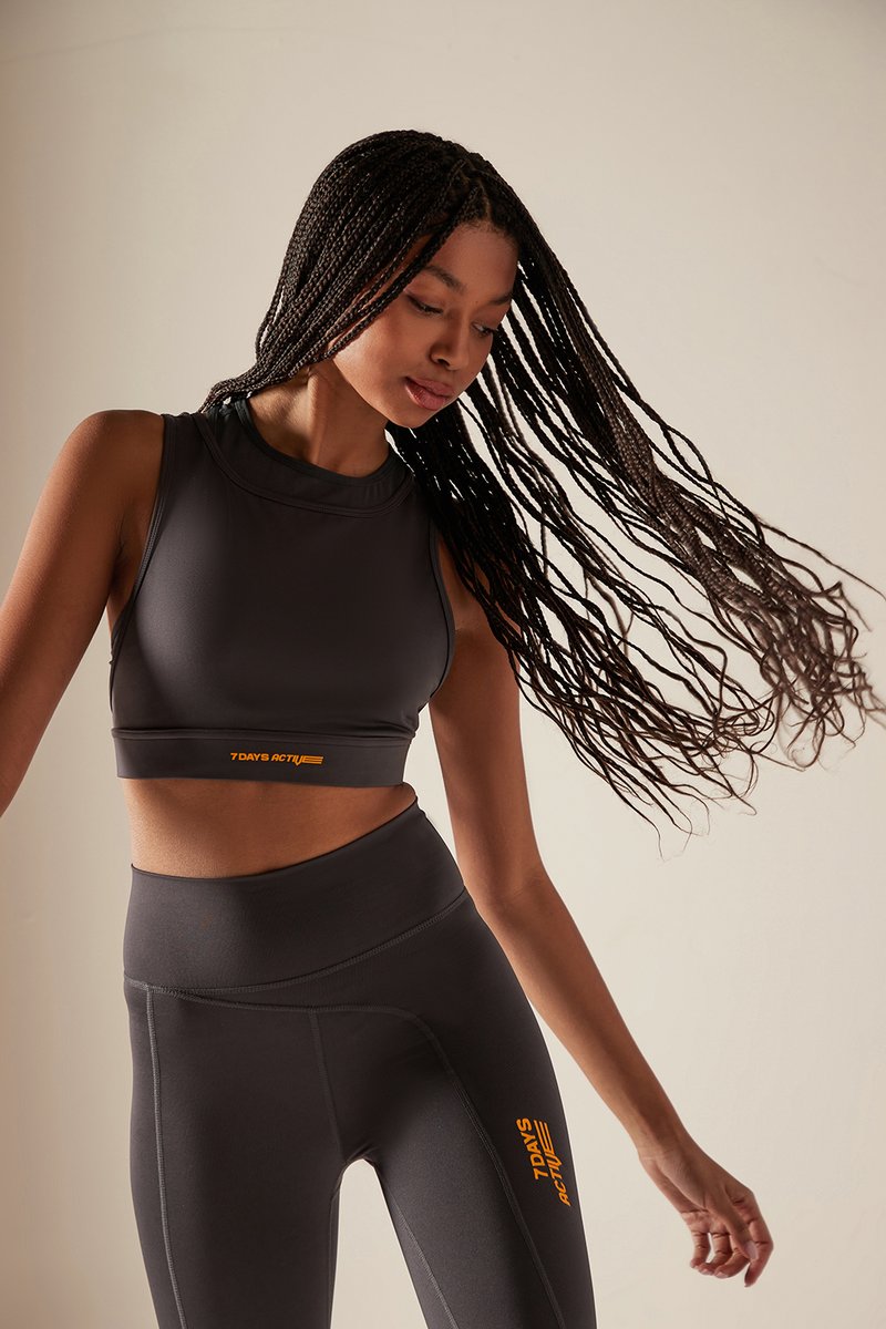 Functional but fashionable from 7 DAYS Active.

The brands premium garments are set to inspire the sporty mindset and adapt to any active lifestyle.

Shop here: fal.cn/3vi5d

#Tessuti #7DaysActive #Activewear #LuxuryFashion