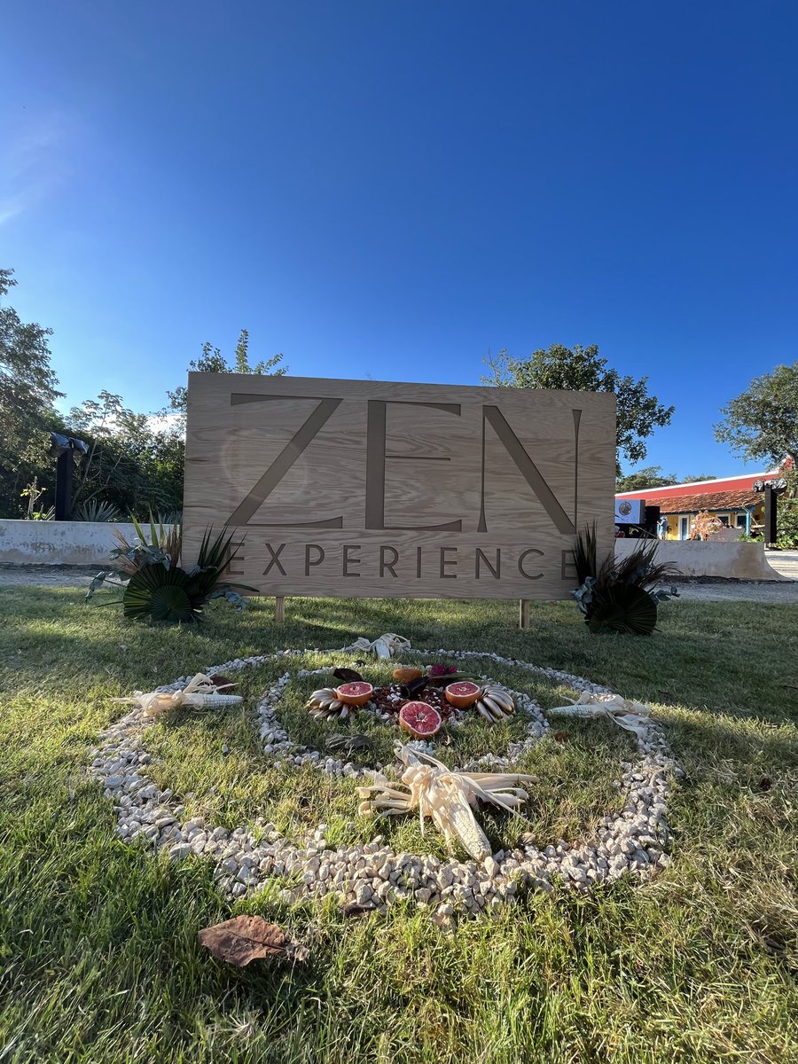 RivieraMaya's tweet photo. ✨ #ZenExperienceTulum Day 3 ✨
A mystical morning where we danced, meditated and filled our souls with positive energy. ☀️ https://t.co/yeC6Enb1dN