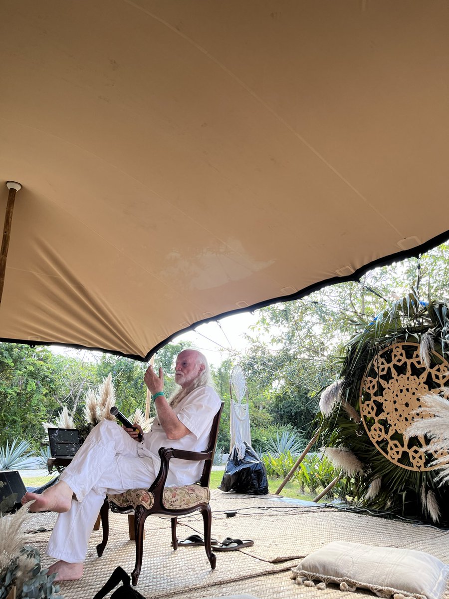 RivieraMaya's tweet photo. ✨ #ZenExperienceTulum Day 3 ✨
A mystical morning where we danced, meditated and filled our souls with positive energy. ☀️ https://t.co/yeC6Enb1dN