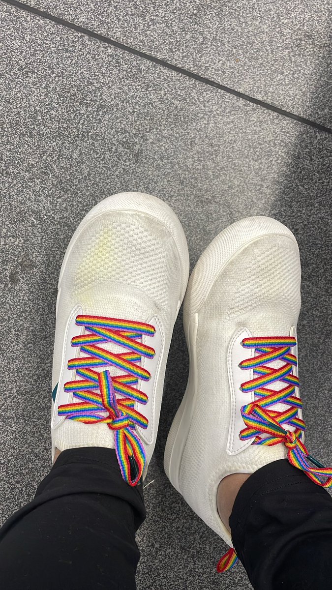 Staph Aubergine MD 🦄 tweet media