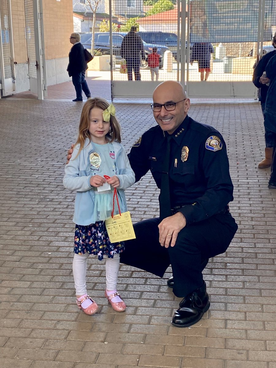 LBPDChief's tweet photo. The 2023 Kindergarten Festival today at Dooley Elementary was a great opportunity for @LBPD to interact with pre-K kids and join in handing out backpacks. Thank you @LBECE and @LongbeachUSD for inviting us to meet these young superstars! #LongBeach #LBPDNorth https://t.co/BfrjOGuH64