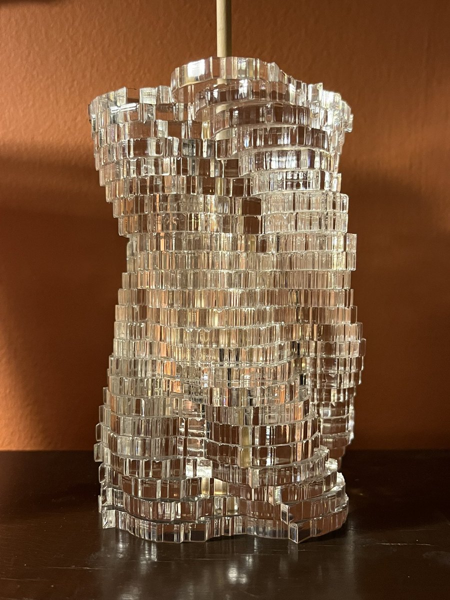 botts_jeremy's tweet photo. I started to make one out of layers of plexiglas. It’s maybe a bit disco ball, but I’m digging it. #artatwheaton #Technotexts #hebrew #selah #calligraphy #handlettering #artatwheaton #technotext @WheatonCollege #sculpture https://t.co/Owrv1cGsdZ