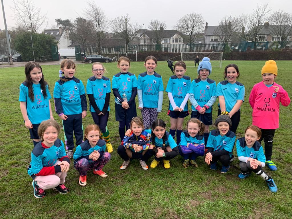These fantastic girls played brilliantly today in their new #WiMIN jerseys - great work <a href="/AvondaleUtdFC/">Avondale United FC</a> U9s 👏🏻⚽️👏🏻⚽️