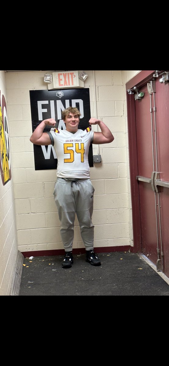 Had a good official visit at <a href="/UCWV_Football/">University of Charleston Football</a> thank you guys for having me <a href="/Coach_NWatts/">Nick Watts</a> <a href="/FootballBranch/">Branch Boys Football</a>
