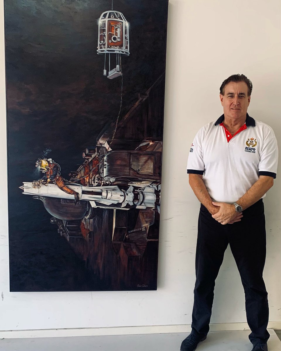 “FRACTION OF A SECOND” the painting by Dave Coburn now hangs proudly in Australia. Depicts myself strapping explosives to the armed warhead of #HMSCoventry’s last #SeaDart missile during #OperationBlackleg #Falklands 
@RoyalNavy @DefenceHQ #creditwhereitsdue