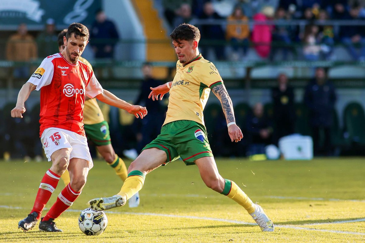 1️⃣7️⃣ <a href="/adrii_b10/">Adrian Butzke</a> 🔰

#FCPFSCB #LigaPortugal 🇵🇹 
#RGplayers ⚽️